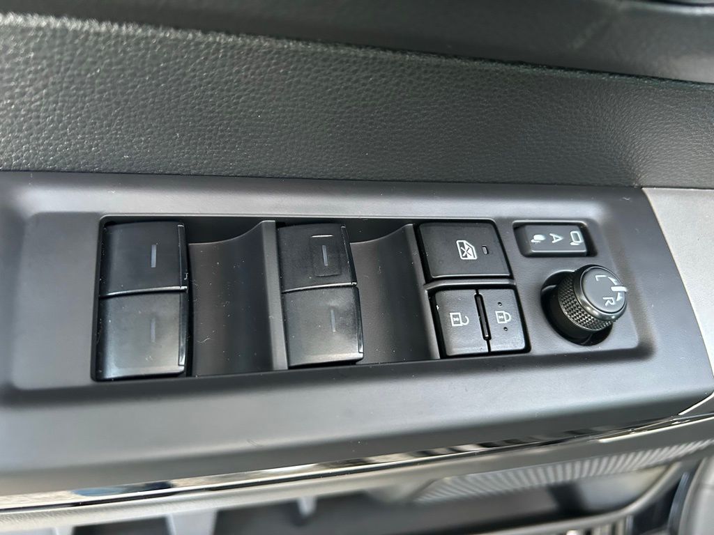 Thumbnail: 2024 Toyota Tundra - 16