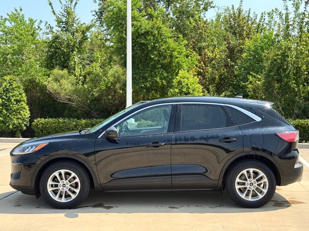 2022 Ford Escape SE Black at Classic Elite Chevrolet Sugar Land