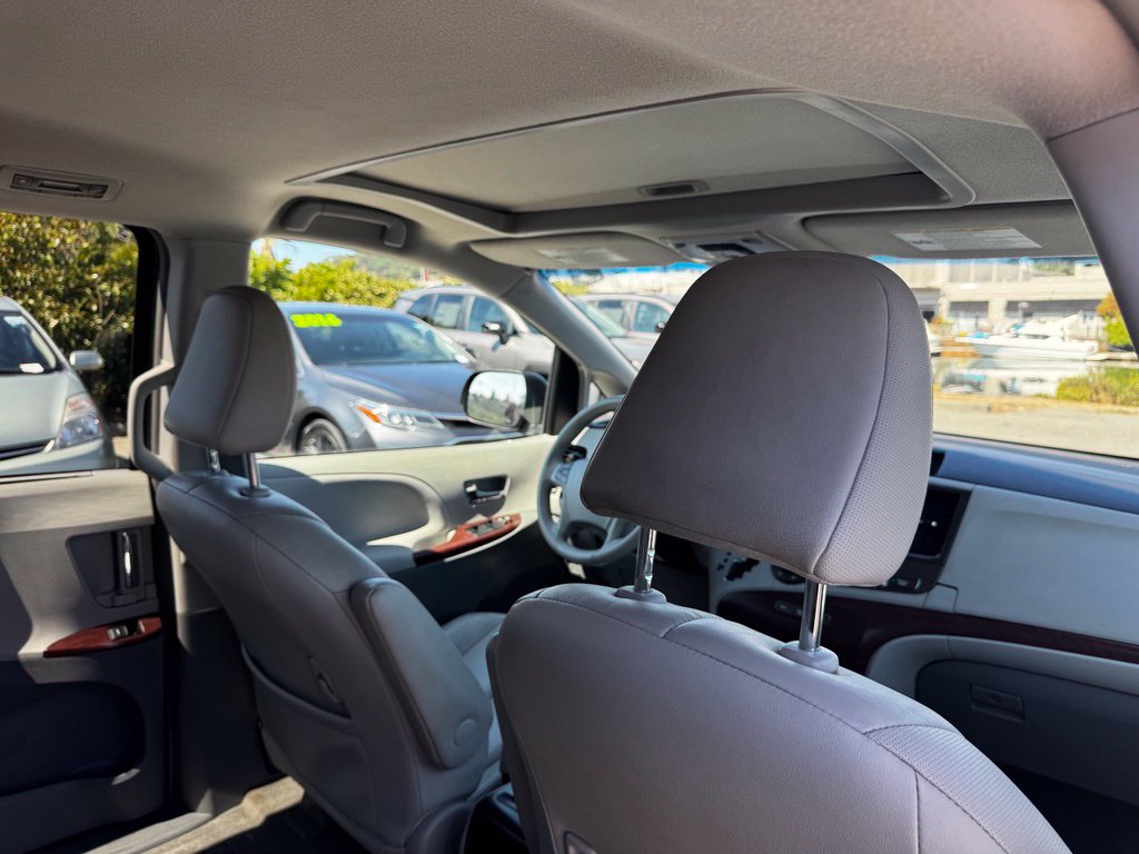 Used 2014 Toyota Sienna Van