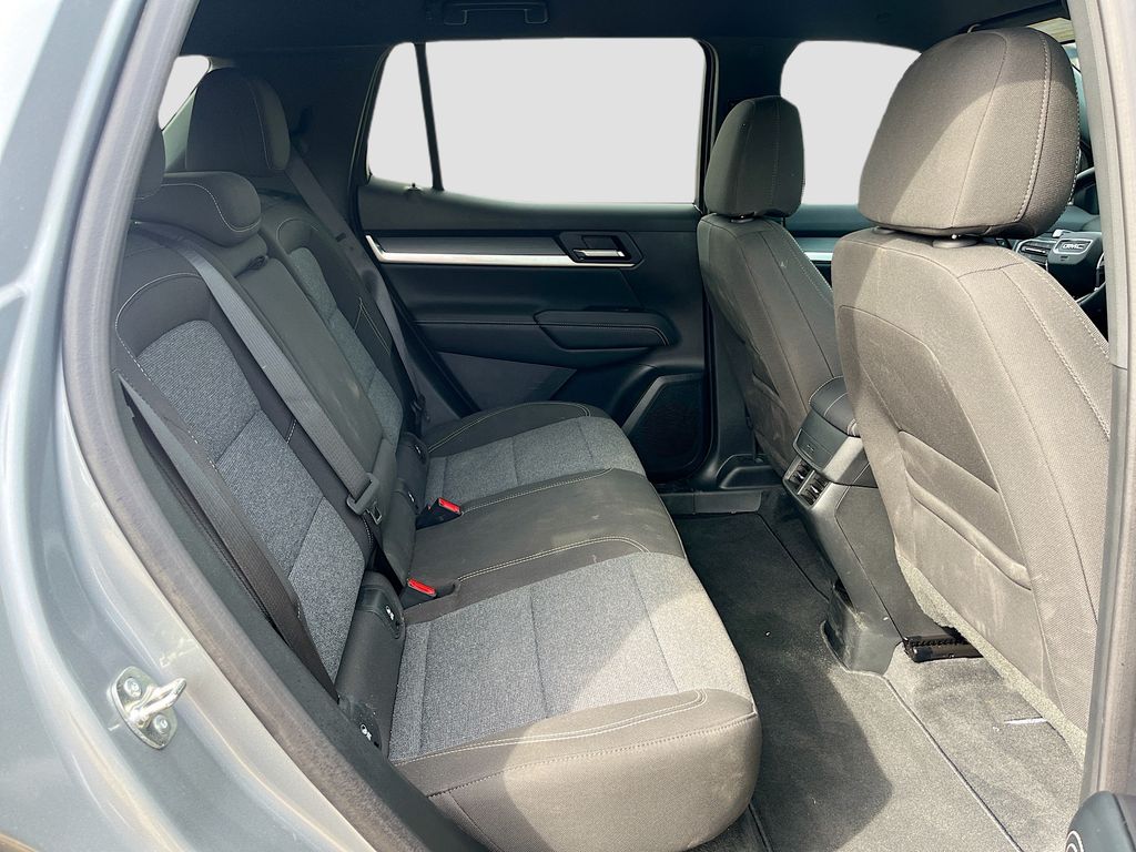 Used 2026 Silver GMC Elevation image 30