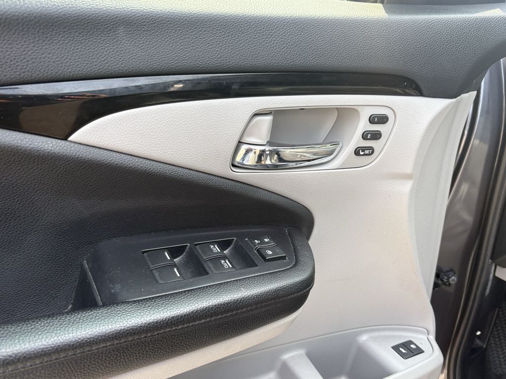 2020 Honda Pilot Touring Gray at Joe Myers Mazda Kia