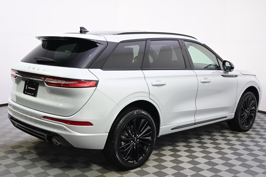 New 2026 White Lincoln Reserve image 7