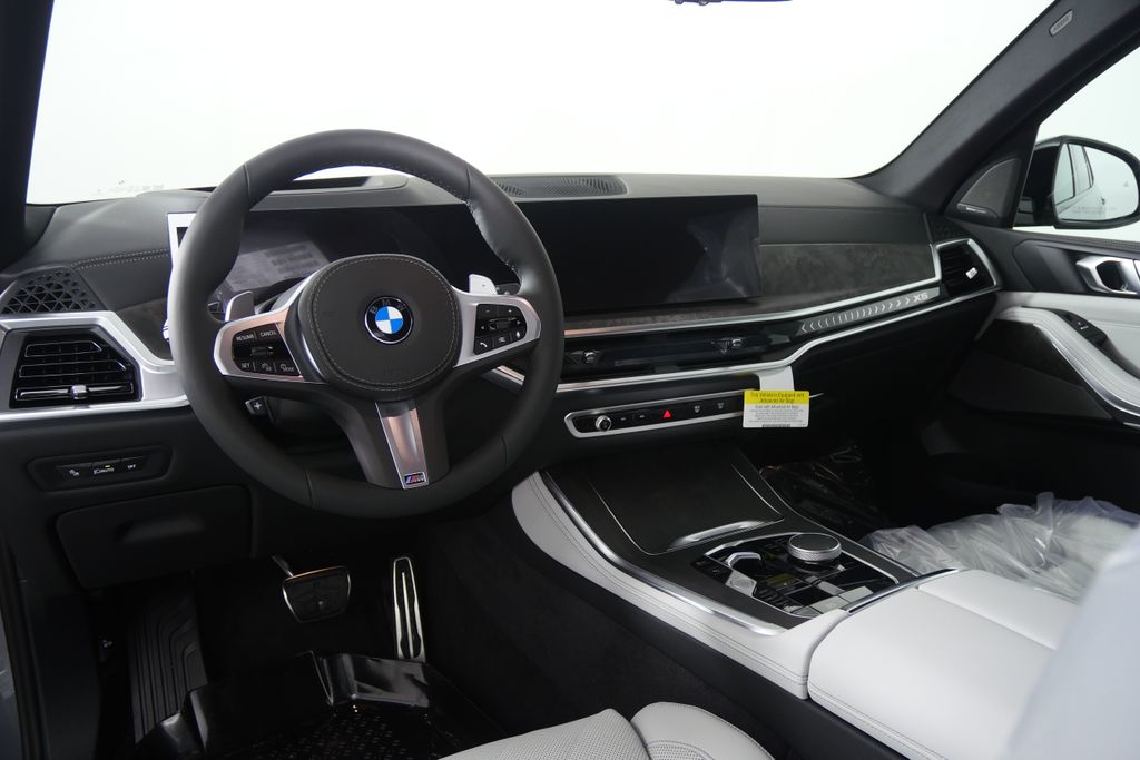Thumbnail: 2026 BMW X5 - 18