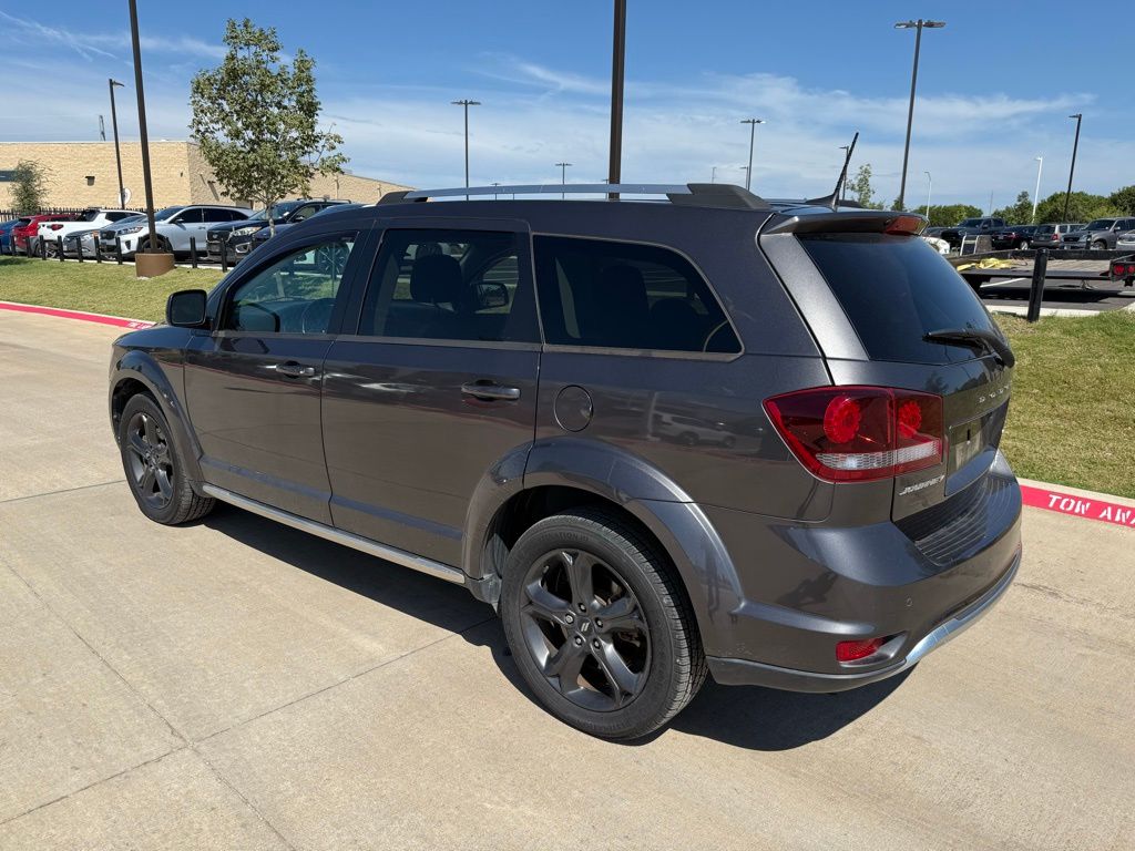 Thumbnail: 2019 Dodge Journey - 3