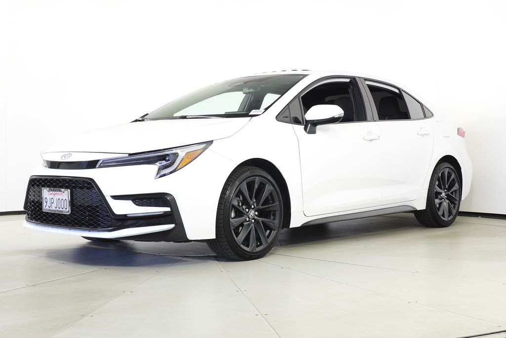 2023 Toyota Corolla SE 2