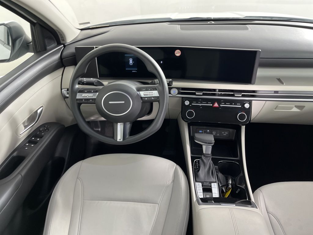 Thumbnail: 2025 Hyundai Tucson - 4