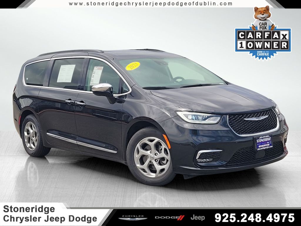 Brilliant Black Crystal Pearlcoat 2023 Chrysler Pacifica Minivan Front-Wheel Drive 9-Speed Automatic