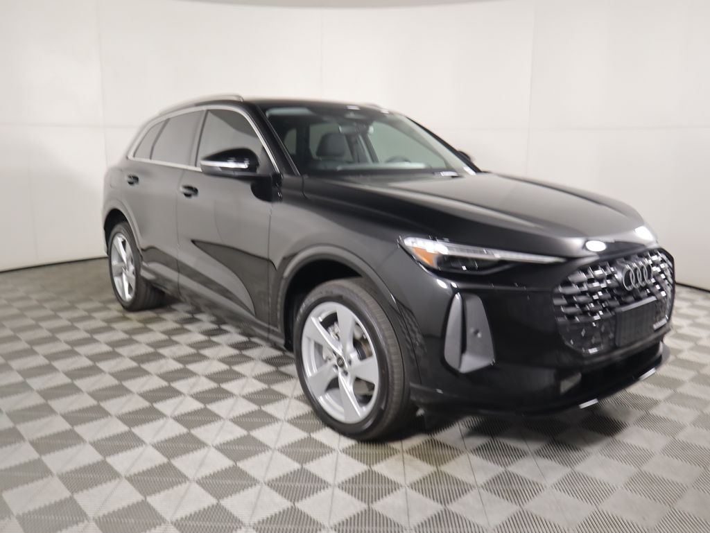 Thumbnail: 2025 Audi Q5 - 3