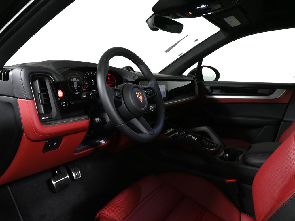 Thumbnail: 2026 Porsche Cayenne - 4