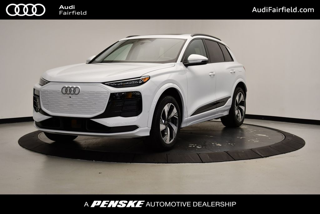 2025 Audi e-tron Premium -
                Fairfield, CT