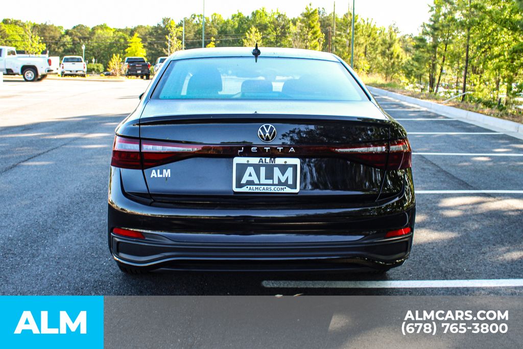 Used 2025 Black Volkswagen 1.5T S image 11