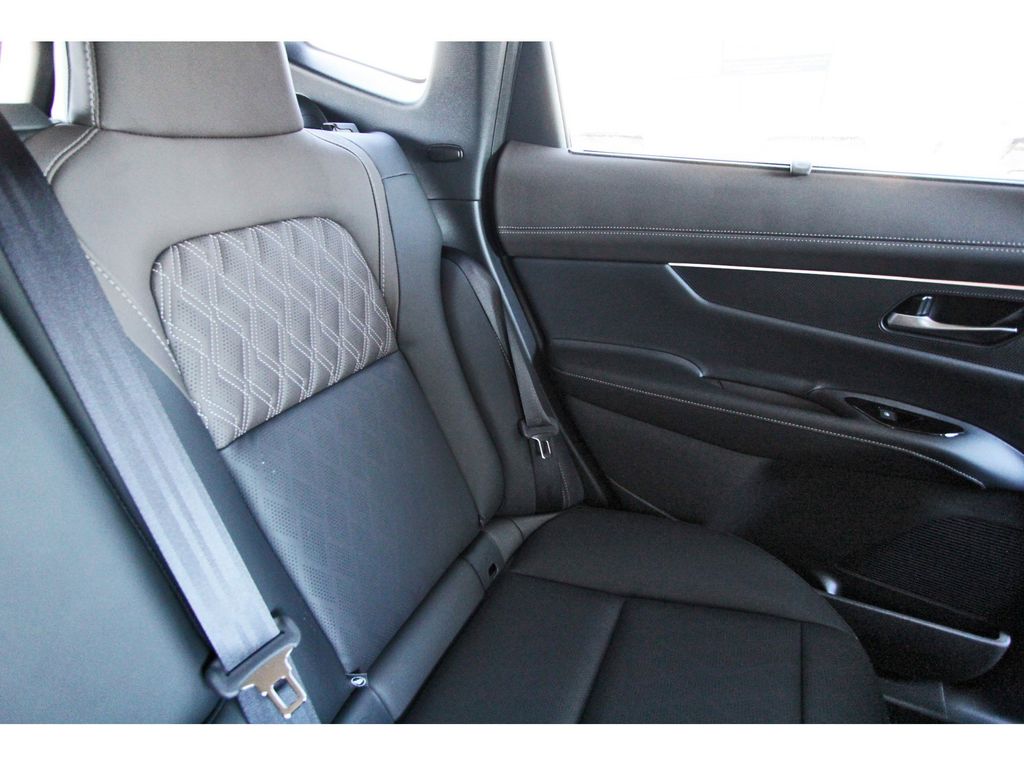 2026 Nissan Murano Platinum - 11