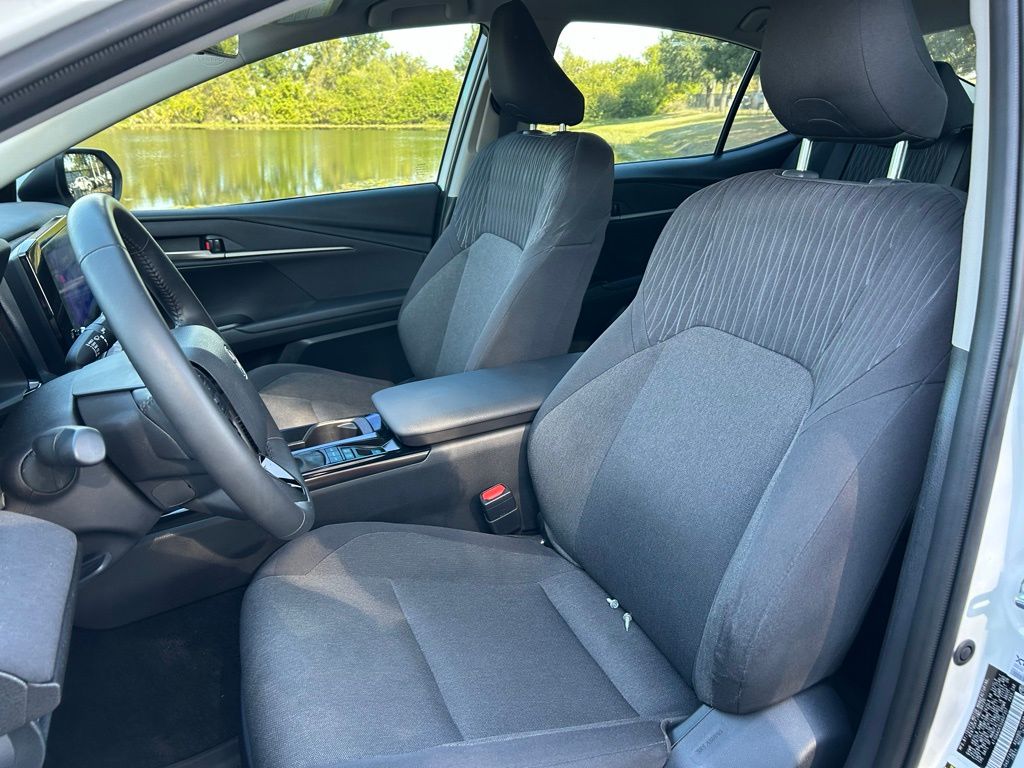 Thumbnail: 2025 Toyota Camry - 14