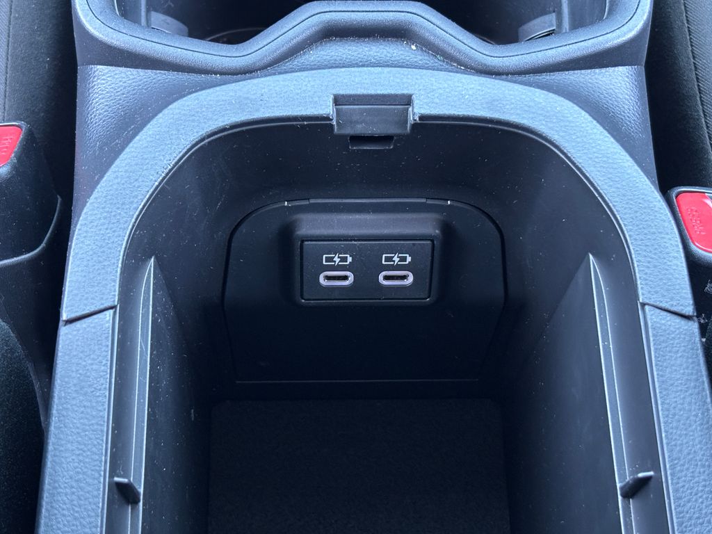 Thumbnail: 2024 Toyota RAV4 - 18