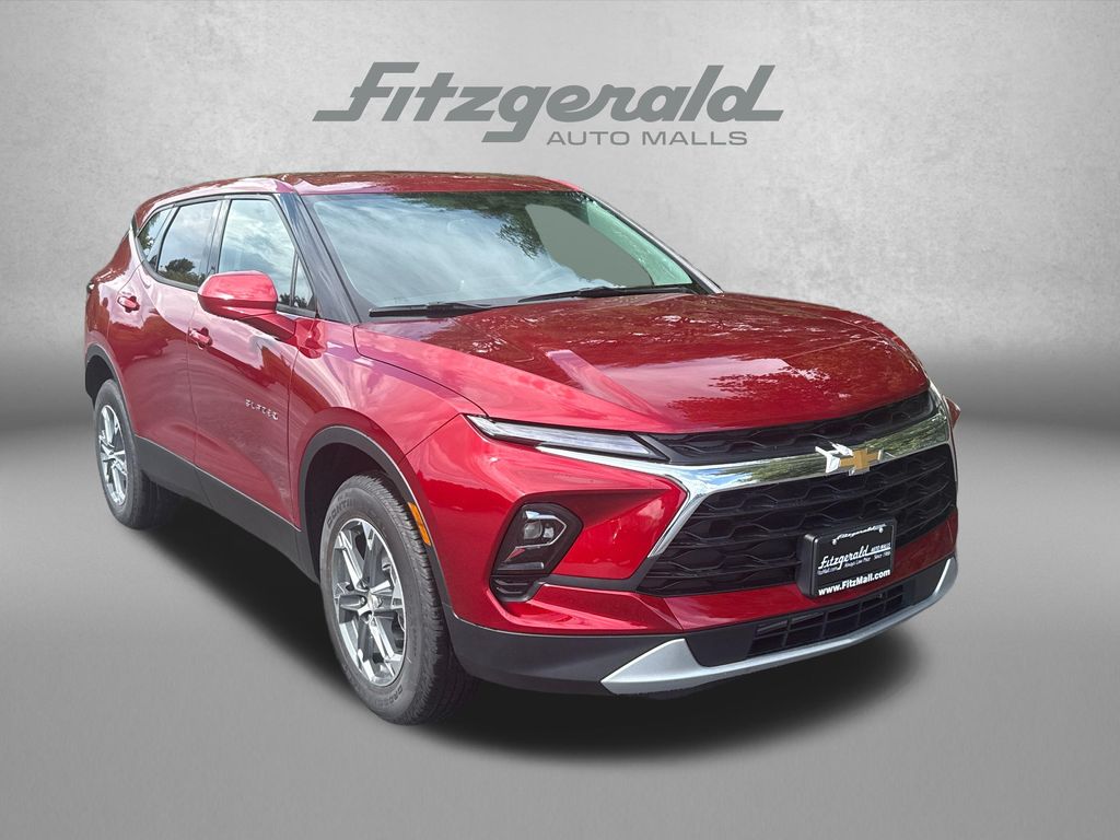 Radiant Red Tintcoat 2026 Chevrolet Blazer SUV / Crossover 9-Speed Automatic Overdrive