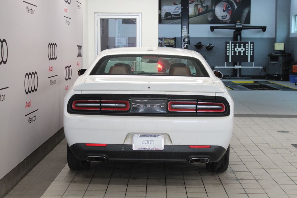 Thumbnail: 2017 Dodge Challenger - 5