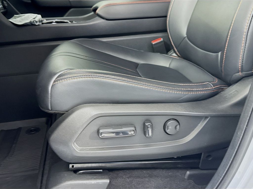 Used Car 2024 Honda Pilot  Trailsport For Sale Under $50,000 In Austin, Texas