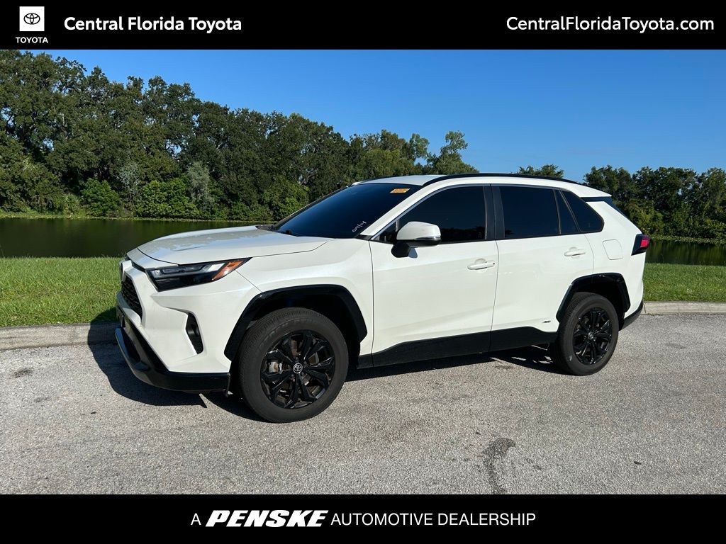 Thumbnail: 2022 Toyota RAV4 - 1