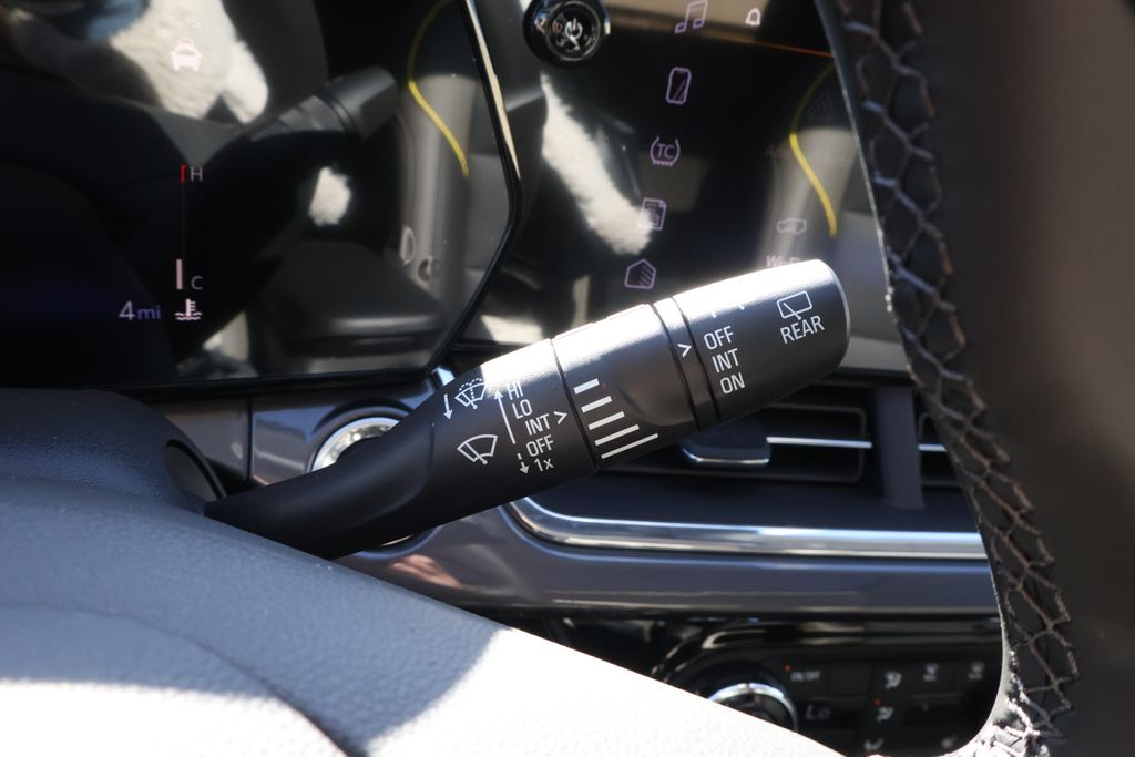 Thumbnail: 2026 Chevrolet Trax - 25