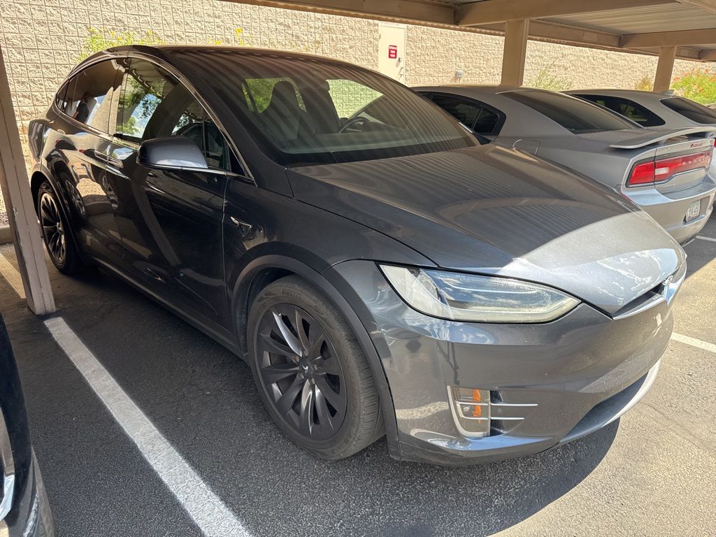 Thumbnail: 2018 Tesla Model X - 2