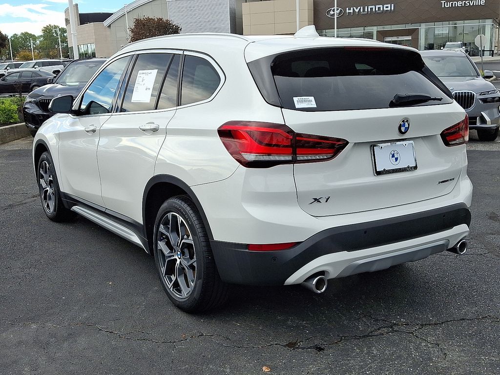Thumbnail: 2021 BMW X1 - 4