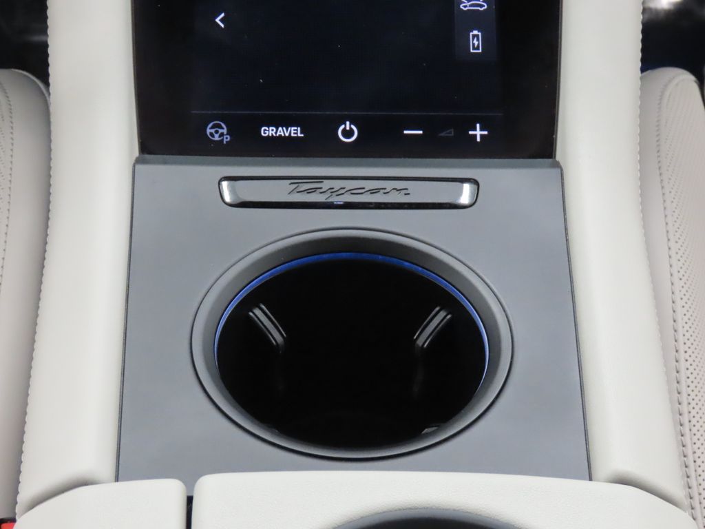 Thumbnail: 2024 Porsche Taycan - 30