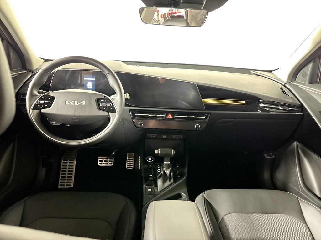 2024 Kia Niro EX Touring