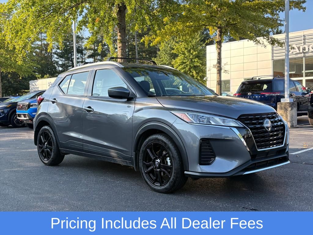 Gray (Gun Metallic) 2024 Nissan Kicks SUV / Crossover Front-Wheel Drive Continuously Variable Transmission