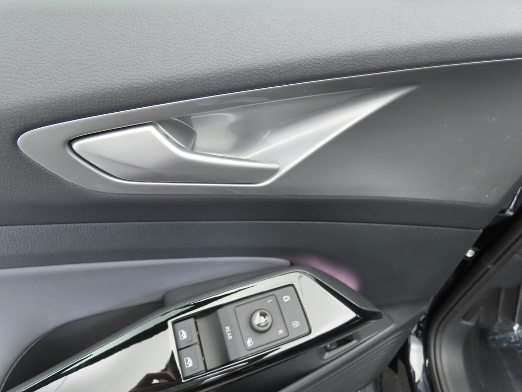 2025 Volkswagen ID.4 Pro S 23