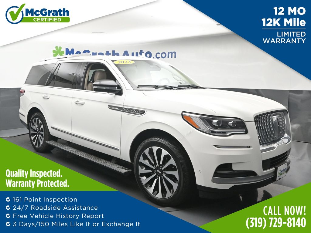 White Metallic 2023 Lincoln Navigator SUV / Crossover Four-Wheel Drive Automatic