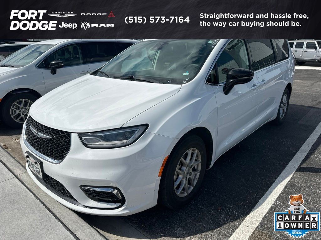 Bright White Clearcoat 2024 Chrysler Pacifica Minivan Front-Wheel Drive 9-Speed Automatic