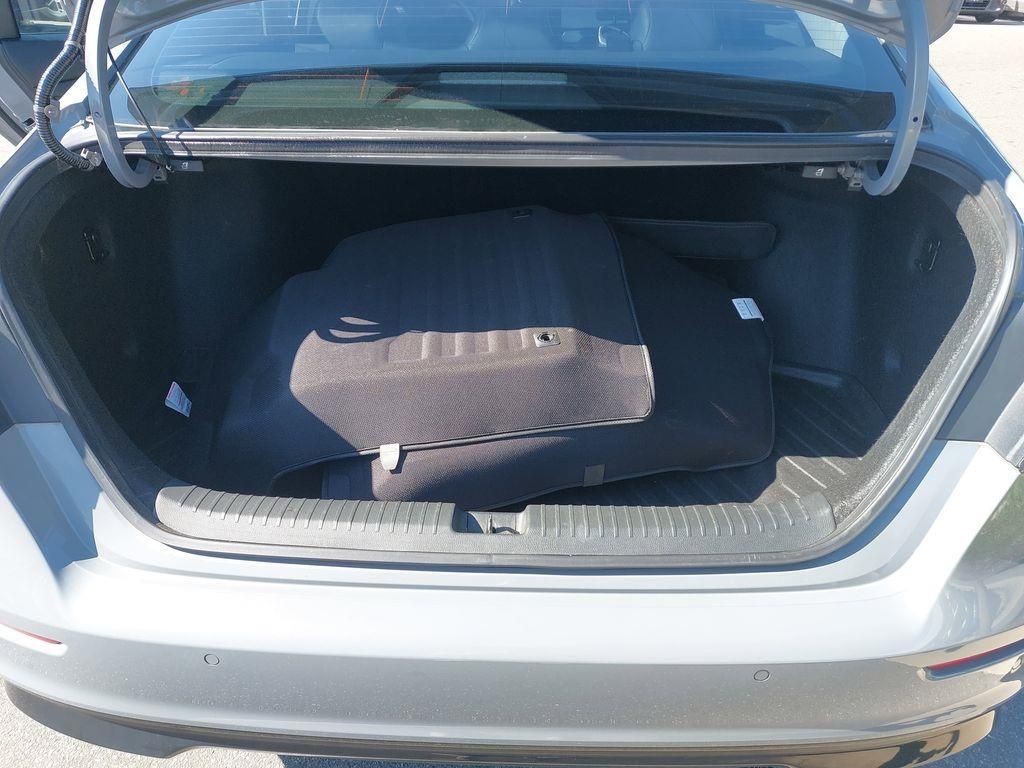 Used 2024  Honda Touring image 12