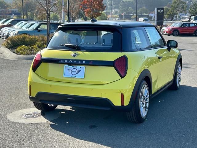 Thumbnail: 2026 MINI Cooper - 5