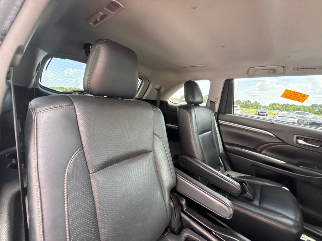 Used 2019 Toyota Highlander SUV
