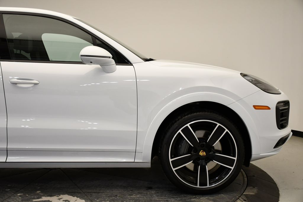 Thumbnail: 2023 Porsche Cayenne - 11