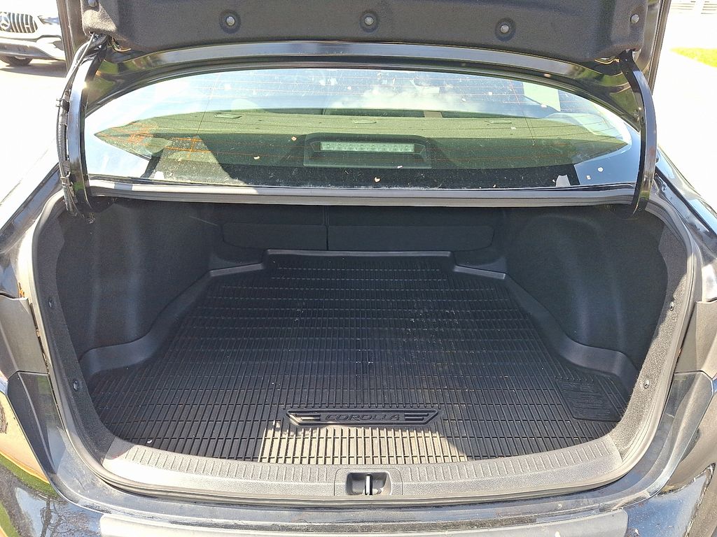 Thumbnail: 2024 Toyota Corolla - 24