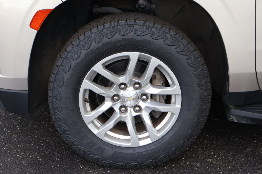 Thumbnail: 2021 Chevrolet Tahoe - 14