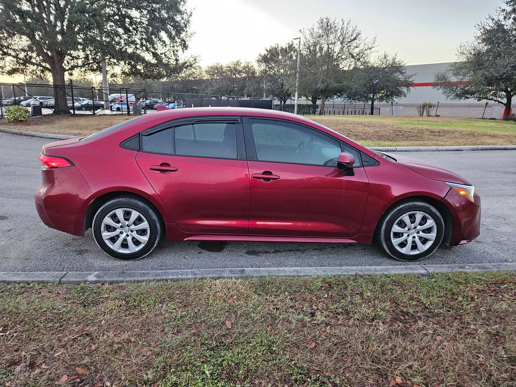 2022 Toyota Corolla LE 6