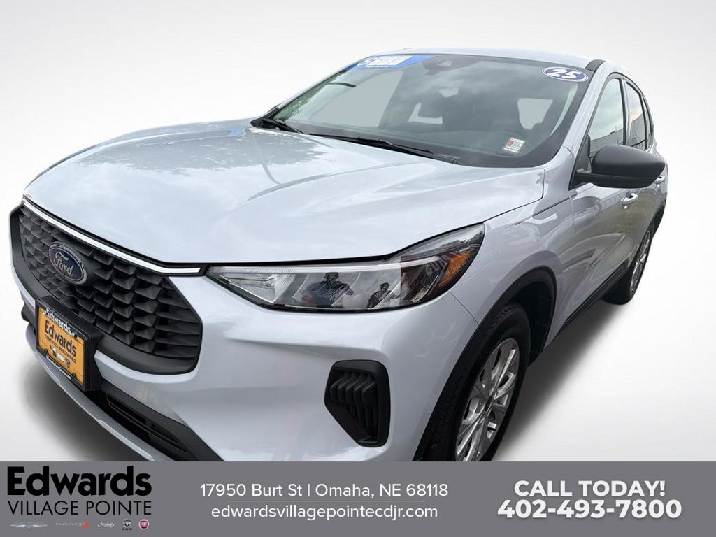 Silver Metallic 2025 Ford Escape SUV / Crossover Front-Wheel Drive 8-Speed Automatic