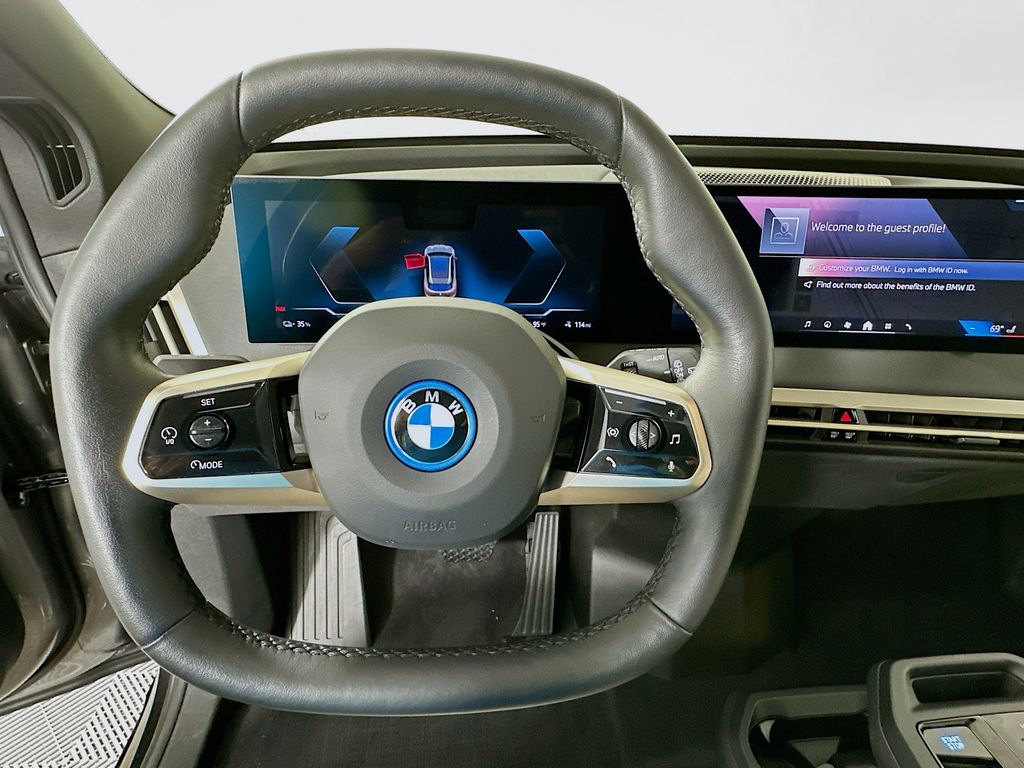 Thumbnail: 2024 BMW iX - 11