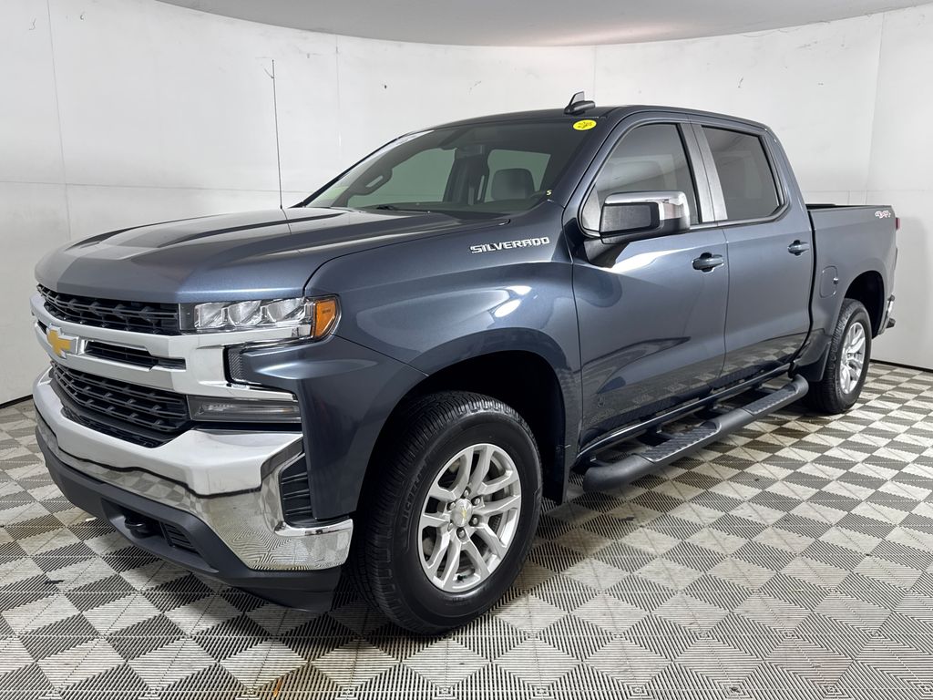 2021 Shadow Gray Metallic Chevrolet Silverado 1500 LT 4X4 Truck