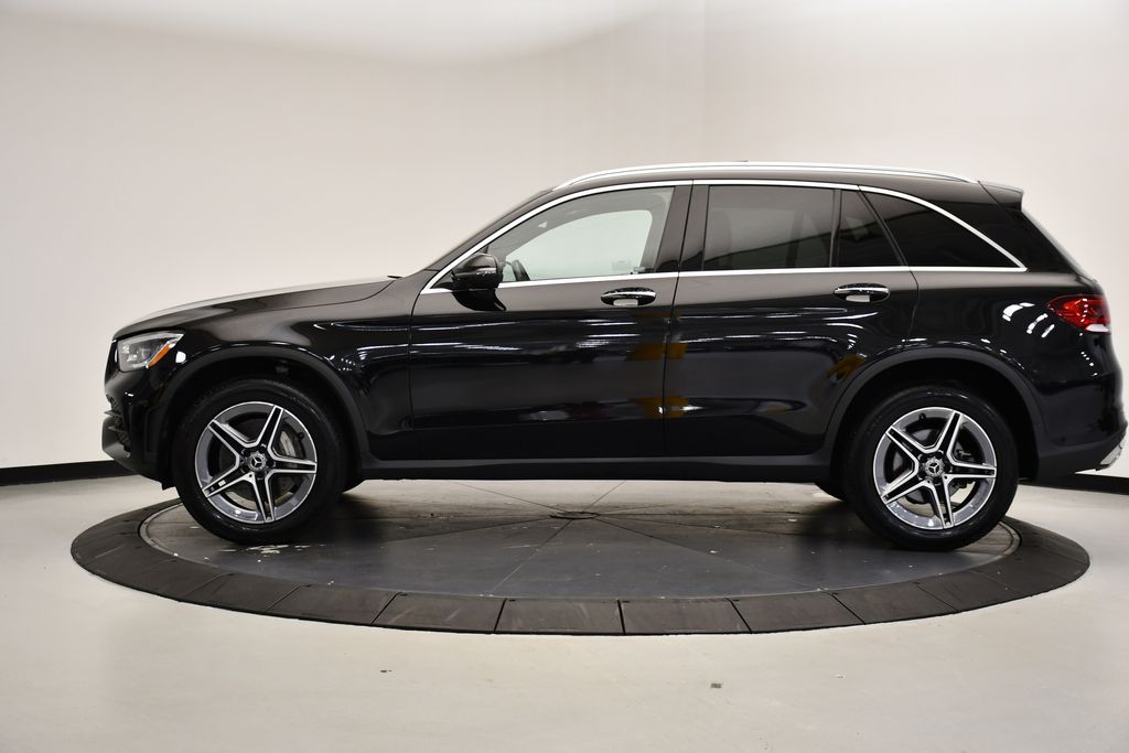 Thumbnail: 2022 Mercedes-Benz GLC - 2