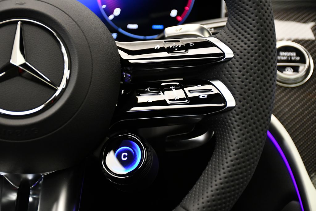 Thumbnail: 2026 Mercedes-Benz GLC - 27