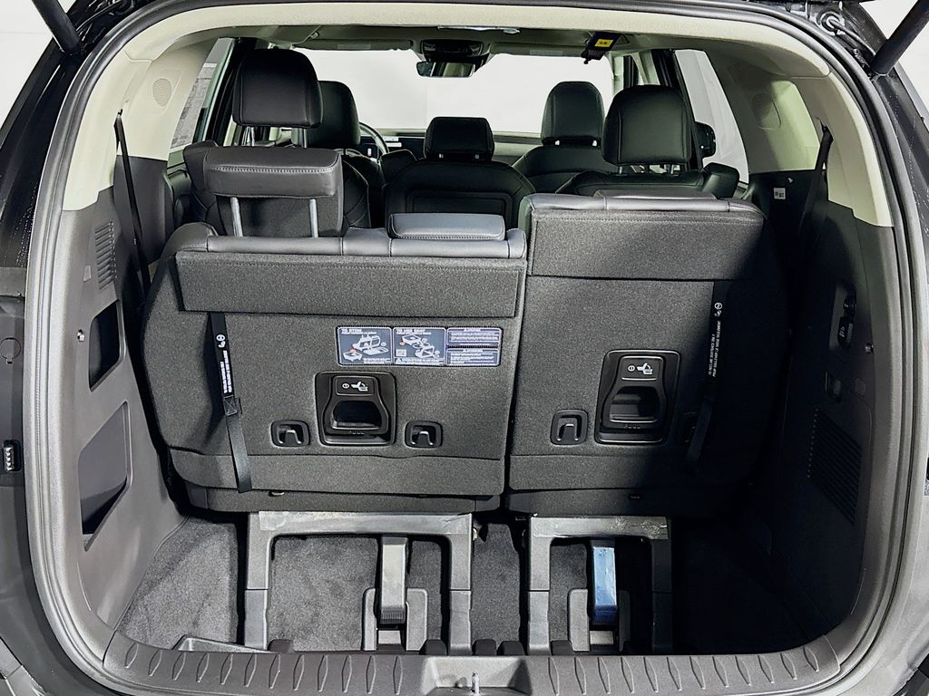 2025 Kia Carnival Hybrid SX