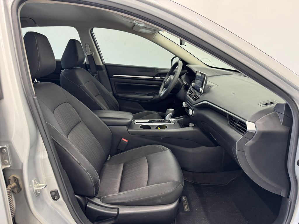 Used Car 2022 Nissan Altima  2.5 Sv For Sale Under $20,000 In Austin, Texas
