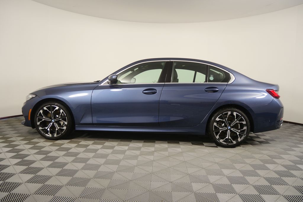Thumbnail: 2025 BMW 3 Series - 6
