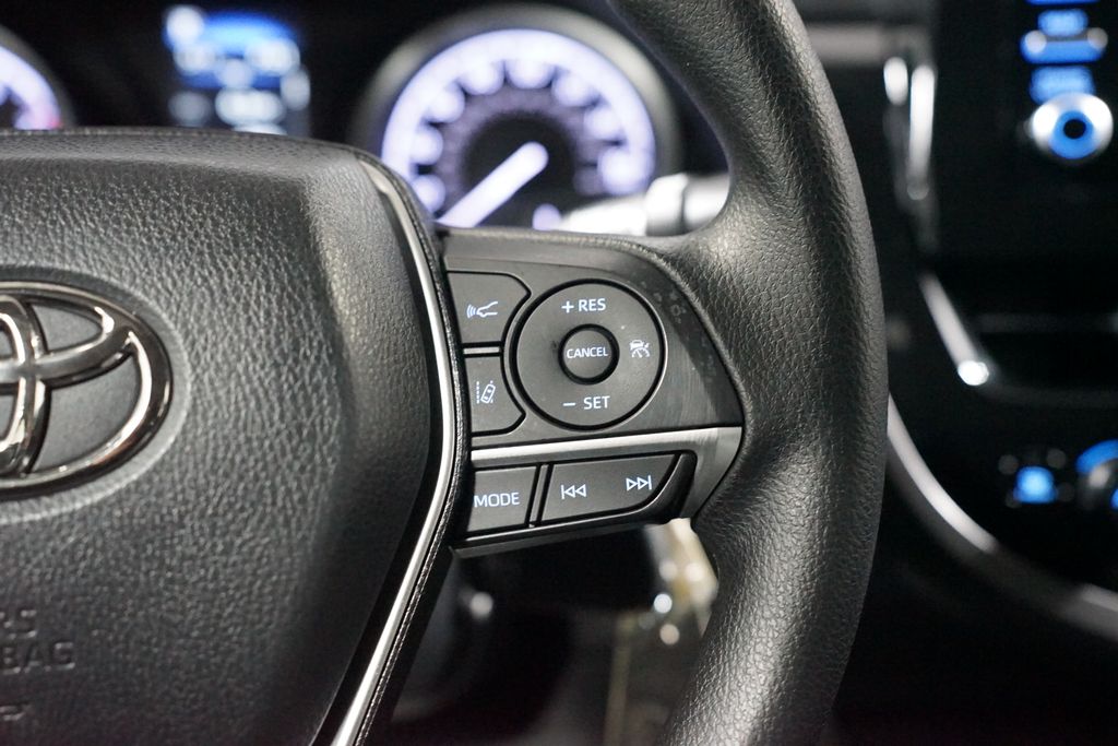 Thumbnail: 2023 Toyota Camry - 13