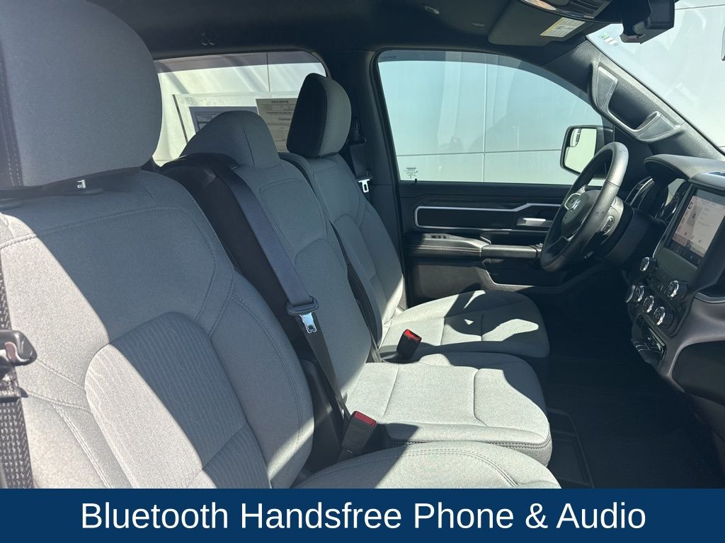 2023 Ram 1500 Big Horn Crew Cab 4x2 5'7" Box