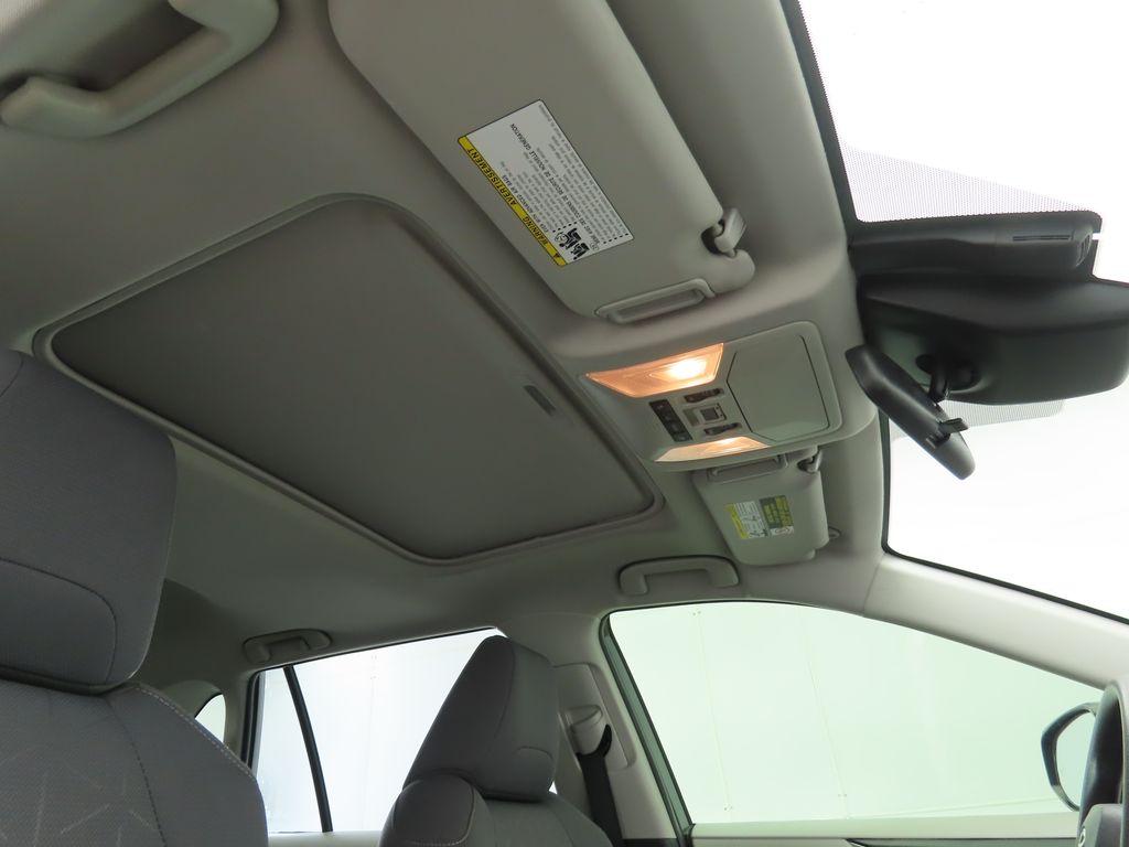 Thumbnail: 2020 Toyota RAV4 - 18
