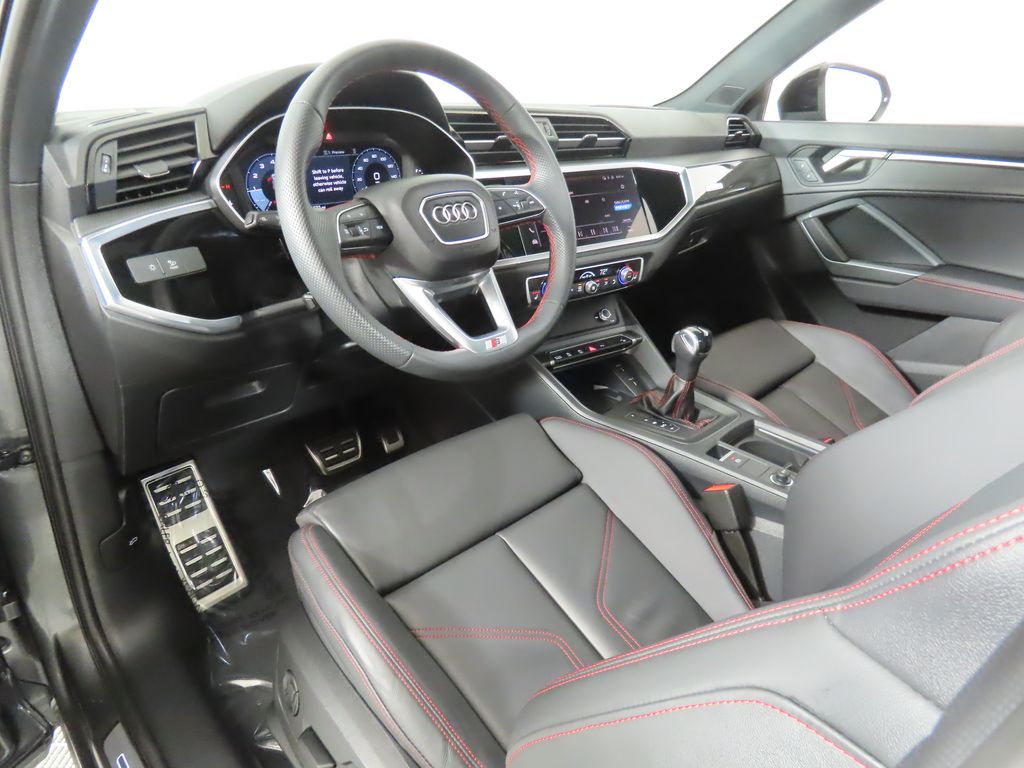 Thumbnail: 2025 Audi Q3 - 29